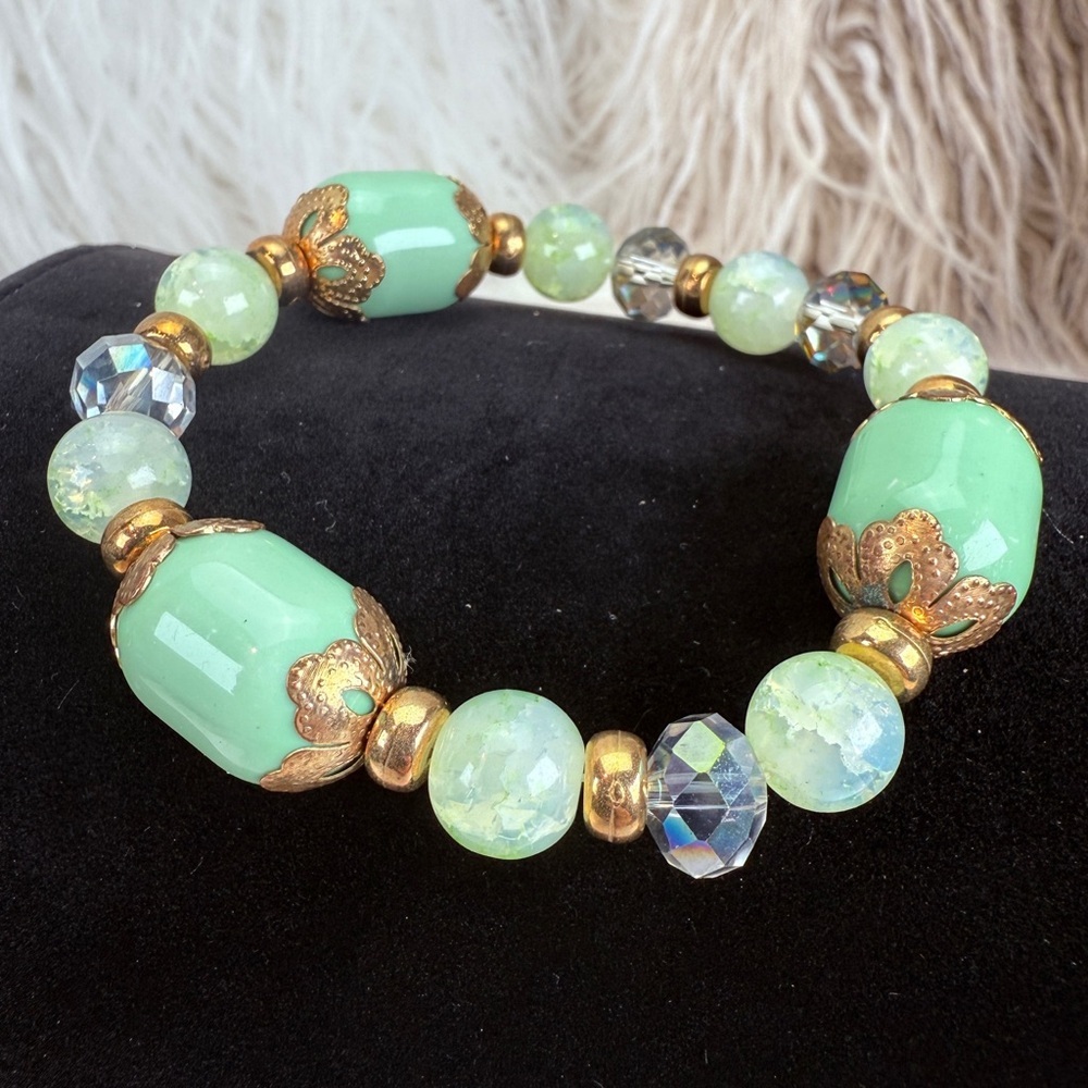 Bohemian chic light green beaded stretch bracelet